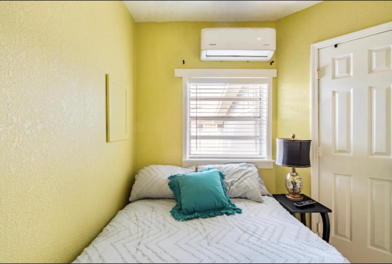 3-Bed Bungalow Walk To Historic Downtown Sanford Buitenkant foto
