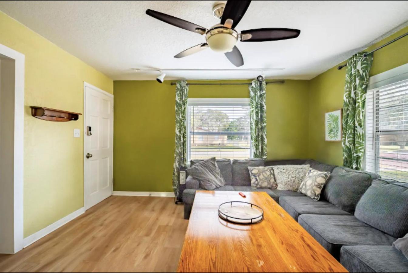 3-Bed Bungalow Walk To Historic Downtown Sanford Buitenkant foto