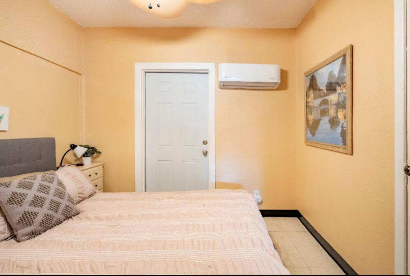 3-Bed Bungalow Walk To Historic Downtown Sanford Buitenkant foto